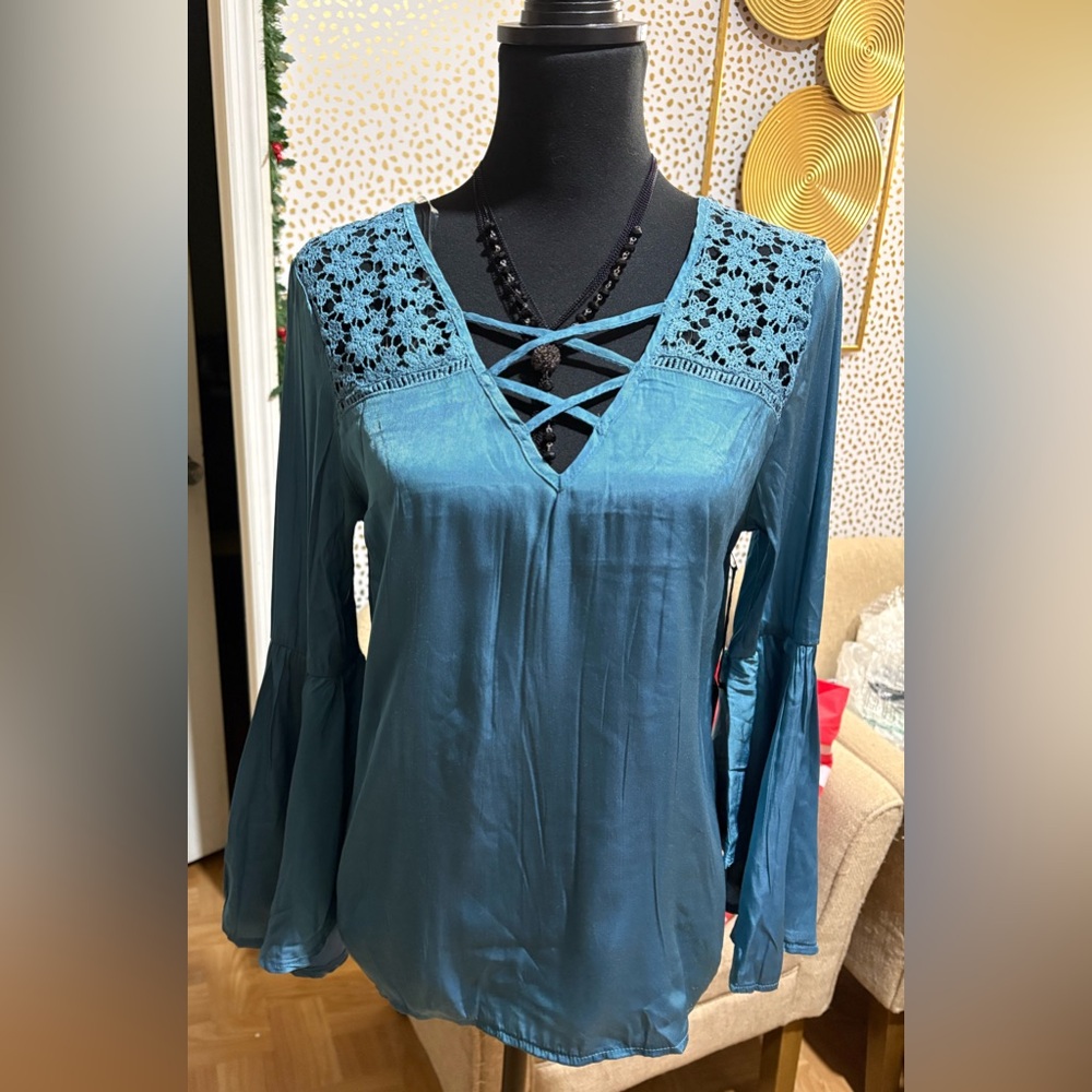 Haute Monde turquoise blue Long Sleeve Blouse